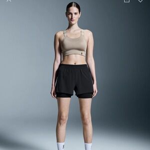 On Cloud Performance 2 in 1 Running Shorts size M NWT